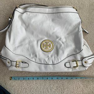 White Leather Tory Burch Purse with Shoulder Strap